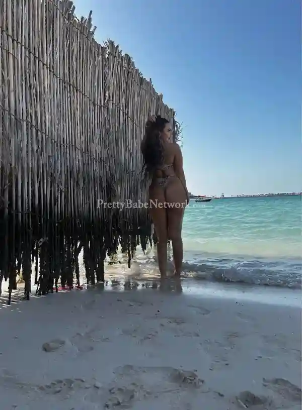 Meet Katia Brunette, High-Class Russian Escort for Top-level Service